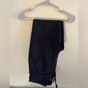 LULULEMON BLACK SWEATPANTS